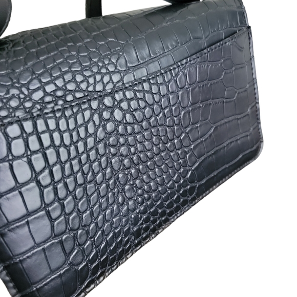 Claudia Canova Y2K Black Crocodile Print Bag with Adjustable Straps - Picture 5 of 9